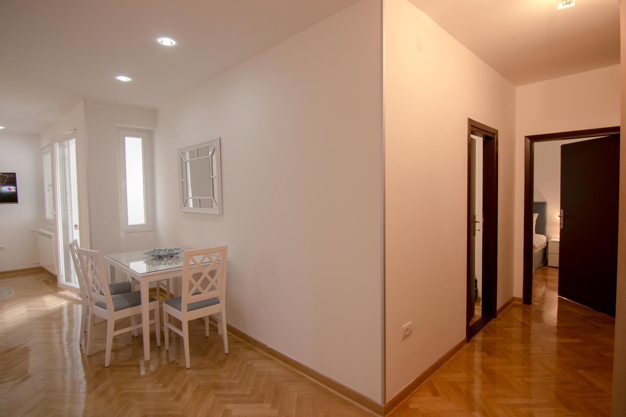 Apartments Near St. Sava Temple ベオグラード エクステリア 写真