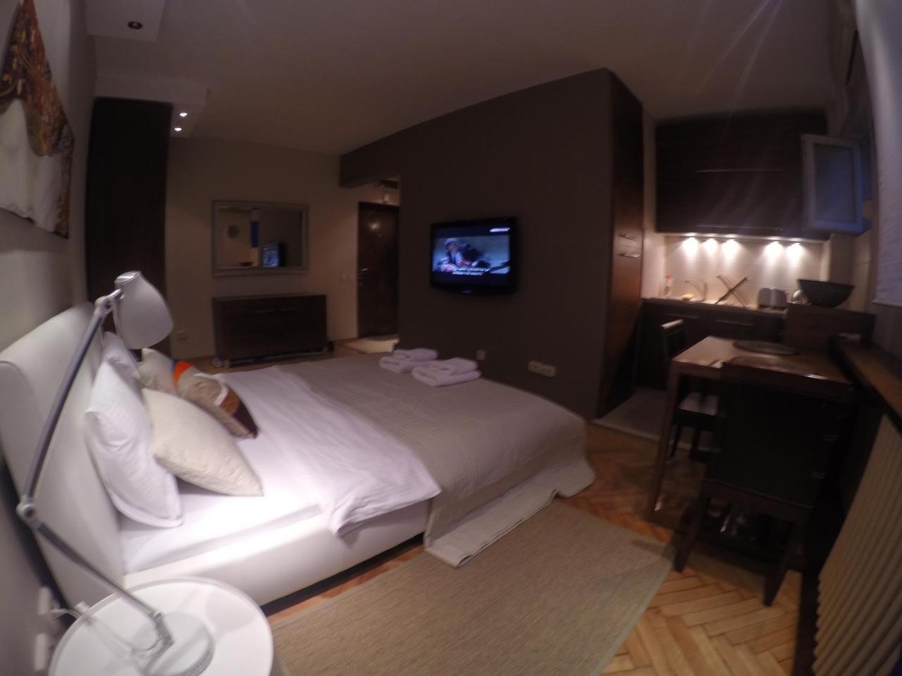 Apartments Near St. Sava Temple ベオグラード エクステリア 写真